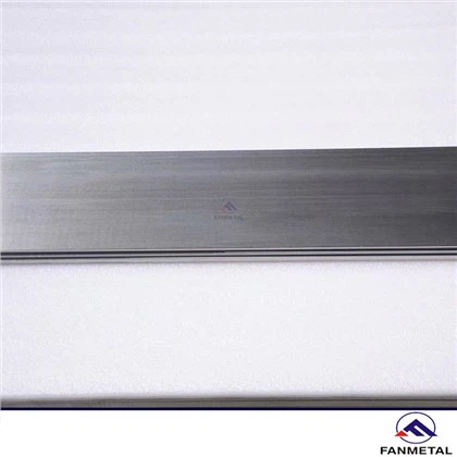Cible de pulvérisation en alliage de titane et de silicium
